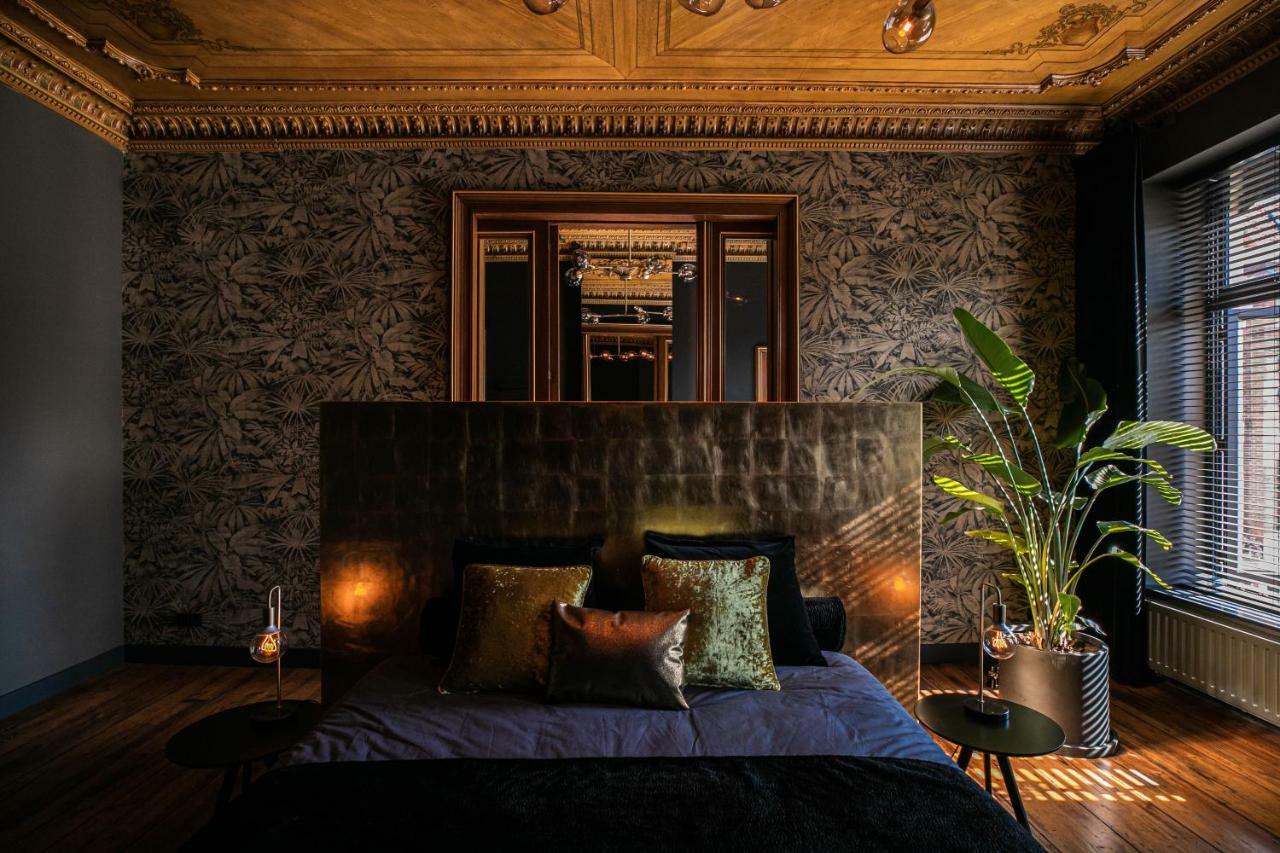 Deluxe Queen Suite